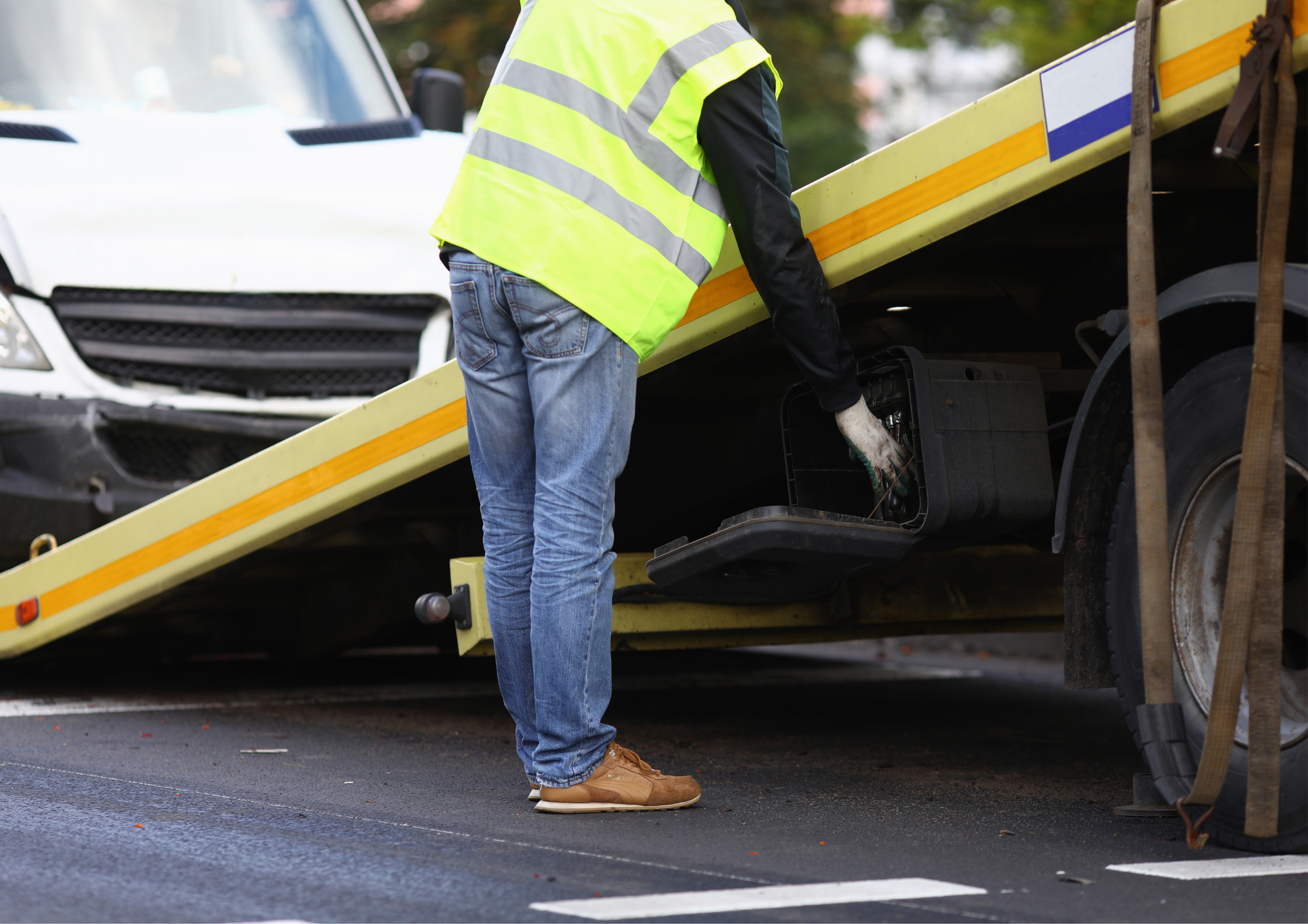 Common Misconceptions About Car Recovery in Swansea